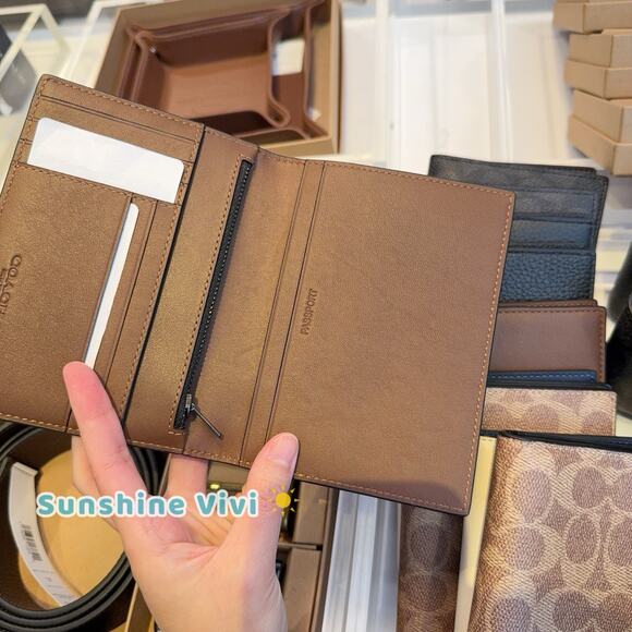 NWT COACH CBE02 Passport Card Case Whipstitch Leather Wallet Gunmetal/Saddle - Picture 2 of 7